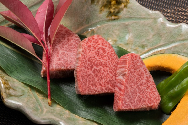 4. 厳選された高級焼肉メニュー